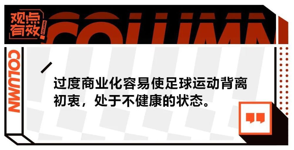 叶枫赶紧在门口砸门喊道：救护人员来了，赶紧开门